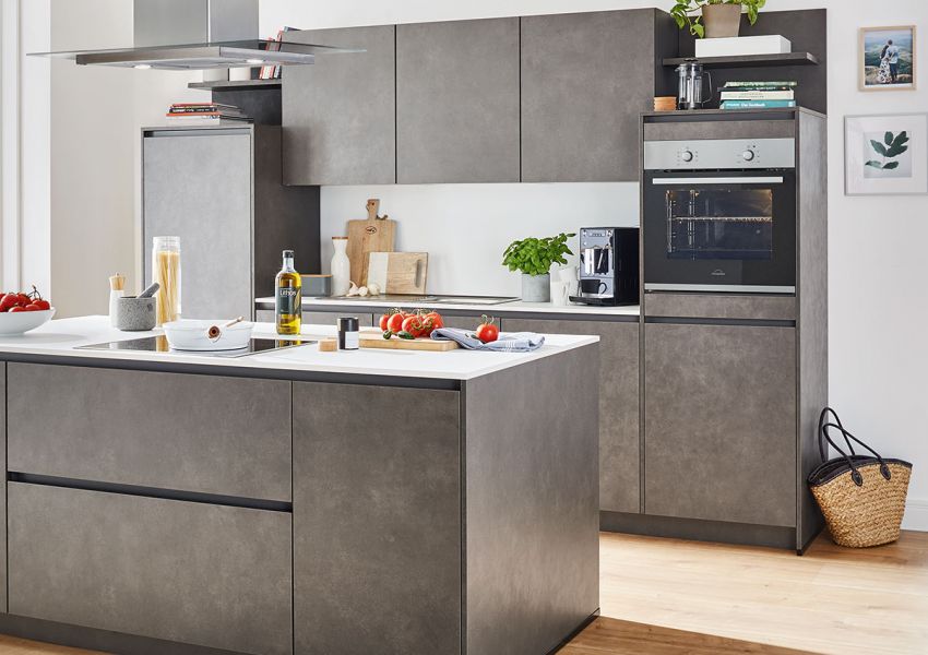 Küche mit Kochinsel